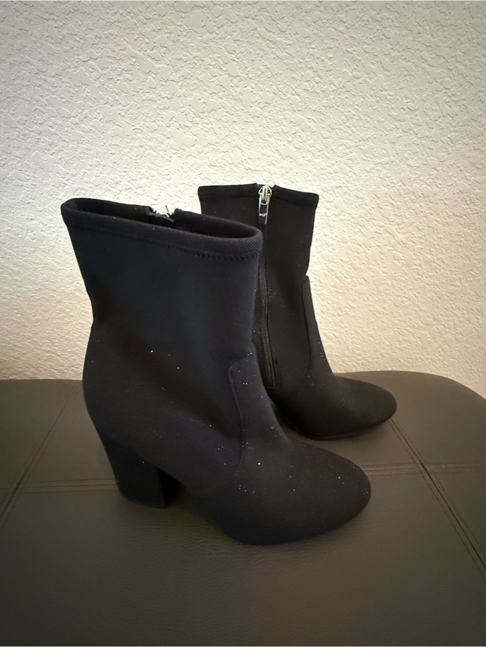 ✨Sparkles✨ Marc Fisher Black Stretch Sock Ankle Boot with Block Heel 8.5 women’s - Picture 8 of 11